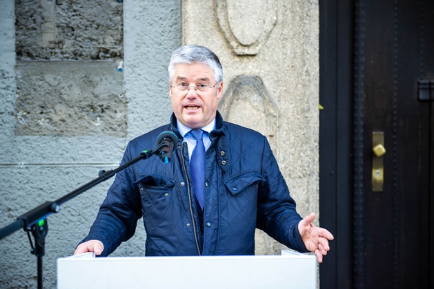 Stadtrat Winfried Kaum in Vertretung des Oberbürgermeisters