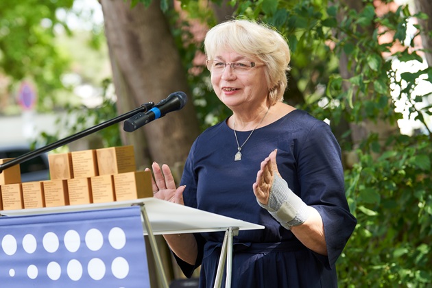 Larisa Borisenko, Angehörige von Efrosinija Surdakowa