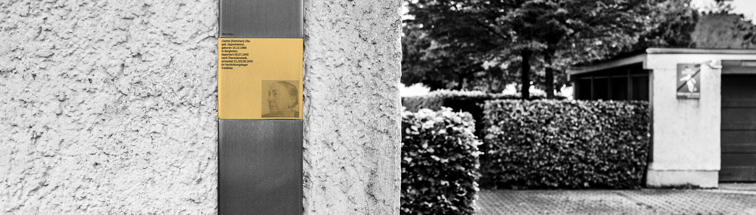 Plakette mit Erinnerungszeichen für Lisette Lilie