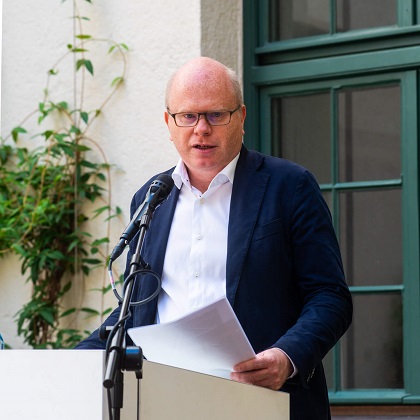 Henry Stern, who initiated the Memorial Signs for the Bacharach family