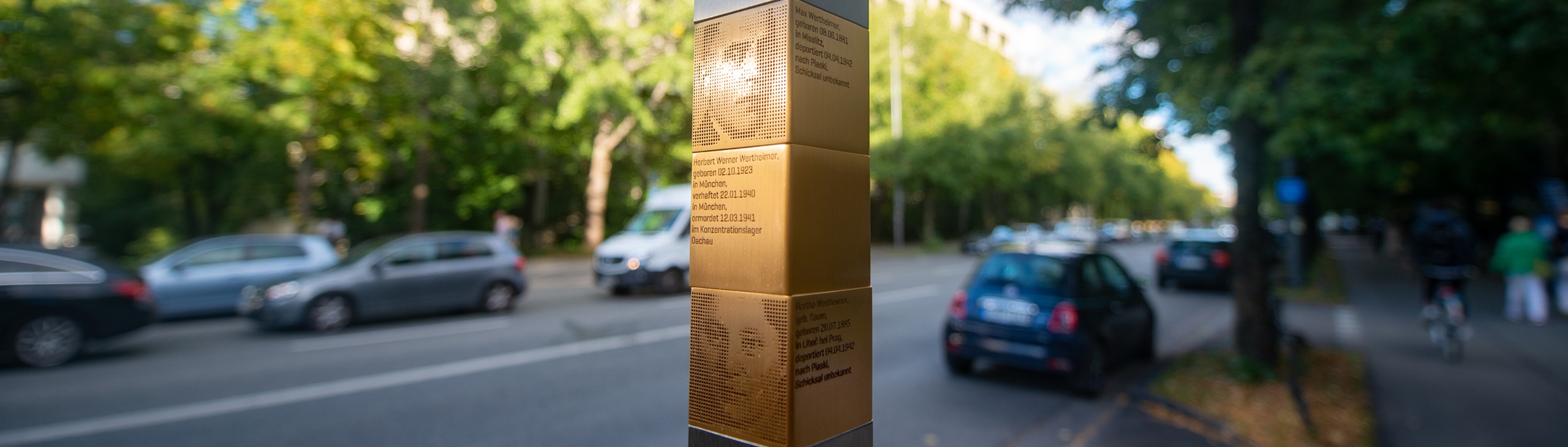 Memorial Signs for the Wertheimer family