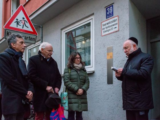 Anbringung des Erinnerungszeichens