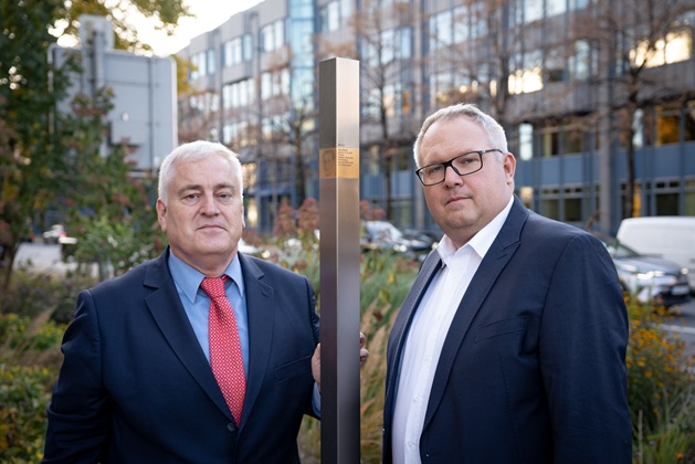 Stefan Dickas from the ErinnerungsWerkstatt, and Councillor Sebastian Schall