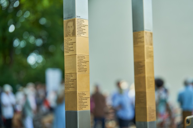 Memorial Signs for forced labourers of the Reichsbahnlager Neuaubing