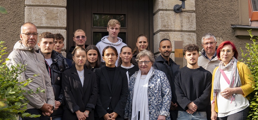 Memorial Sign for Karl Simon