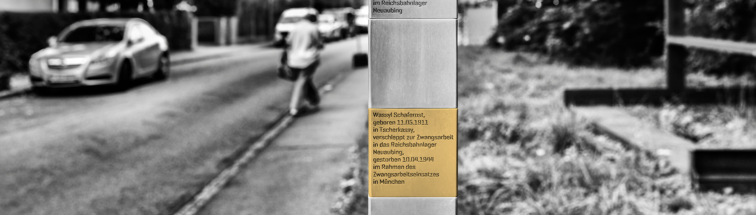 Stele mit Erinnerungszeichen für Wassyl Schaferost
