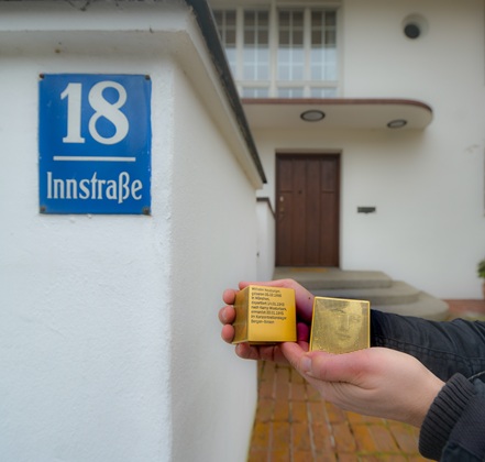 Memorial Signs for Wilhelm and Irene Neuburger