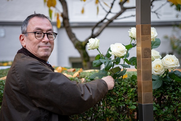 A relative of Moritz and Alice Neuburger