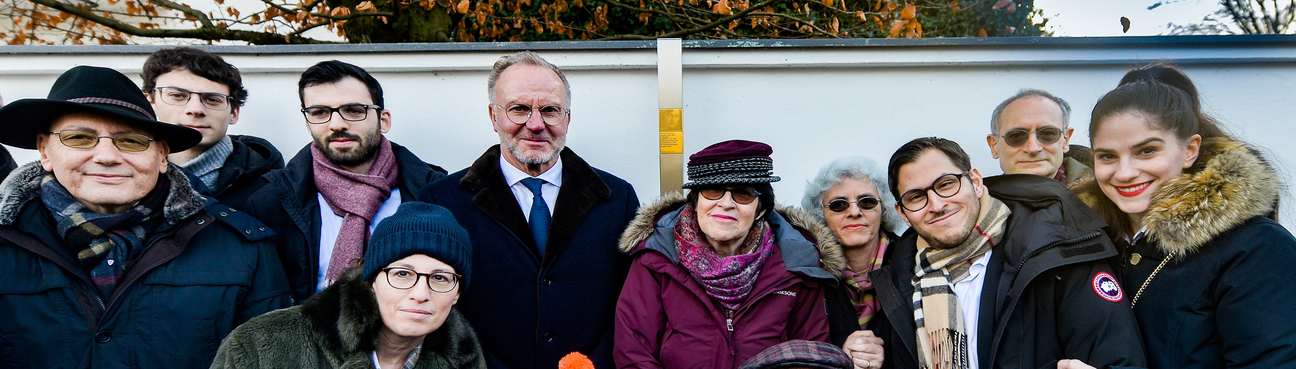 Group picture with Memorial Signs