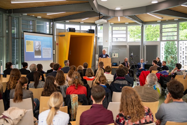 Lord Mayer Dieter Reiter speaking at the Memorial Event