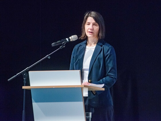 Stadträtin Anne Hübner in Vertretung des Oberbürgermeisters der Landeshauptstadt München