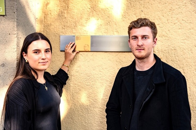 Vanessa Steinweg and Robert Petsch, trainees at Münchner Wohnen