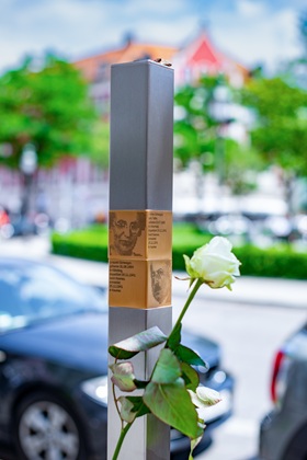 Memorial Signs for Sabine and Leopold Schwager