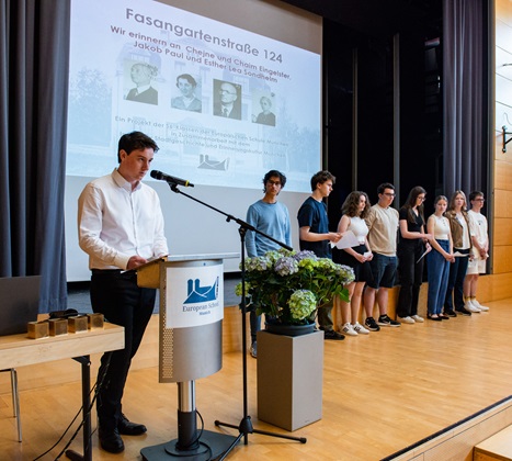 Schüler der S6 Klassen der Europäischen Schule München