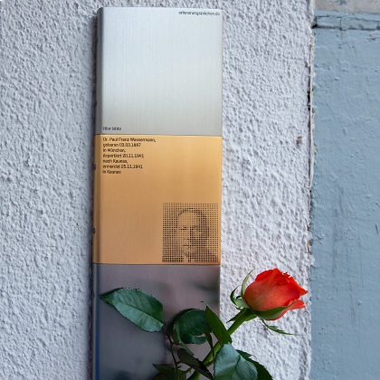 Memorial Sign for Dr. Paul Franz Wassermann at Fraunhoferstr. 26