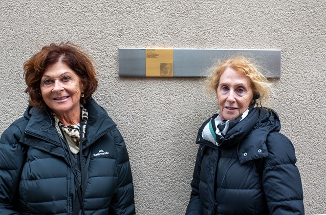 Relatives with the Memorial Sign for Hermine Bernheimer