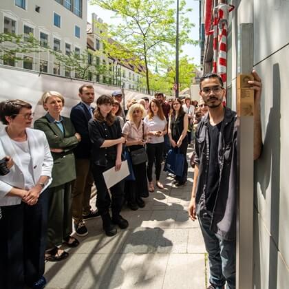 Die Gedenkveranstaltung an der Sendlinger Straße