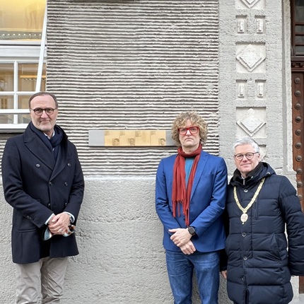 Erinnerungszeichen für Familie Rothschild und Siegfried Mathias